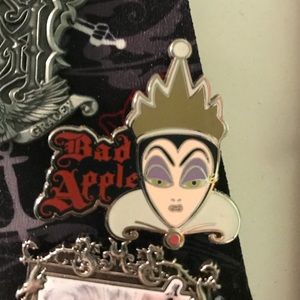 Evil queen Pin